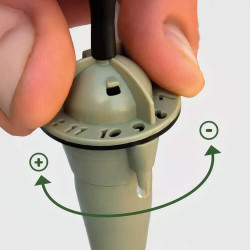 Réglage du débit d’eau sur un goutteur Iriso avec 11 niveaux disponibles