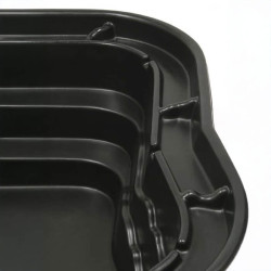 Zoom sur les rebords du bassin préformé Ocean 1500/2000 L avec niveaux étagés pour plantations aquatiques