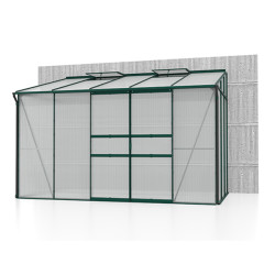 Serre adossée avec ventilation naturelle et surface 6,5 m² pour planter légumes et aromatiques