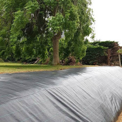 Déstockage toile de paillage 130g/m² verte 25 x 4,20 m