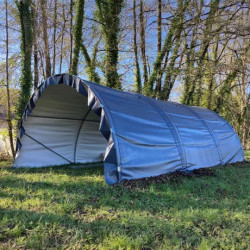 Abri tunnel agricole en largeur 5.40m écart d'arceau de 1.50m