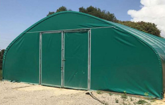 Abris tunnel 9.20 m de largeur avec bâche camion 720 microns